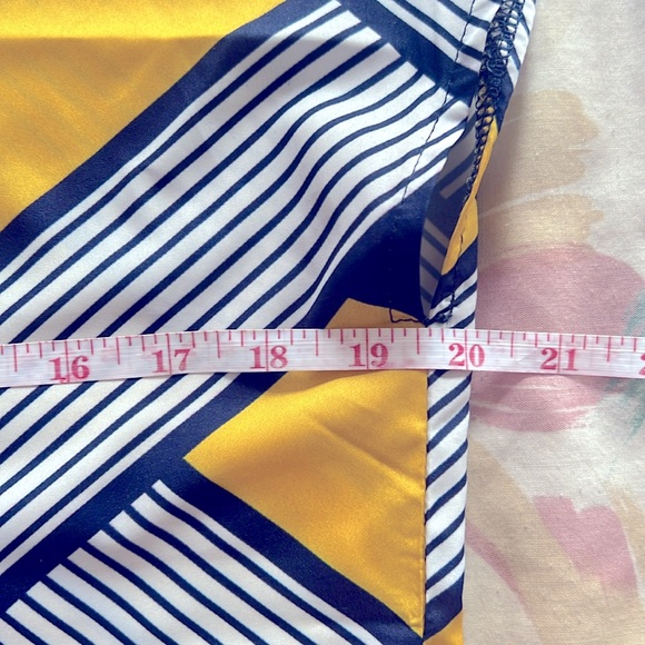 M ChicMe Women Printed Lapel Button Down Shirt Short Sleeve Summer - Picture 9 of 10